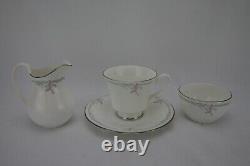 Vintage(1982) 41 piece Royal Doulton Carnation Dinner Service, Elegant, A+++++