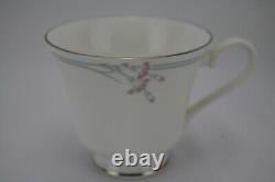 Vintage(1982) 41 piece Royal Doulton Carnation Dinner Service, Elegant, A+++++