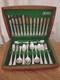 Vintage 50 Pc BEAD PATTERN Silver Plate CUTLERY CANTEEN Oneida Community Plate