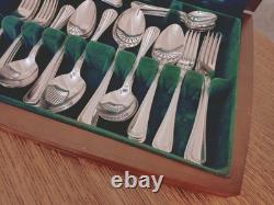 Vintage 50 Pc BEAD PATTERN Silver Plate CUTLERY CANTEEN Oneida Community Plate