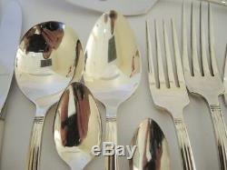 Vintage 6 person Oneida Community Hampton Court Extended Cutlery set