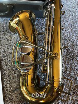 Vintage BUESCHER Aristocrat Alto Sax withOriginal Case & Accessories- Very Nice