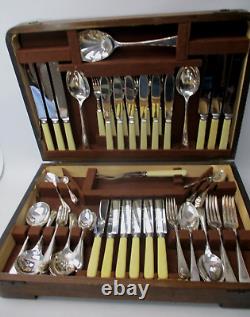 Vintage Canteen of Silver Plate Cutlery B & J Sippel 87 Pieces / For 6 Settings