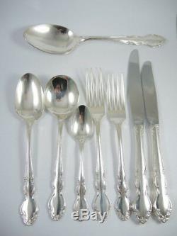 Vintage Oneida Dover silver plate cutlery set for 6. 44 pieces