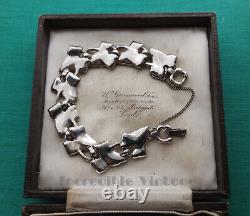 Vintage Signed PENNINO Ivy Leaf Brushed Silver Bracelet Superb Condition Gift