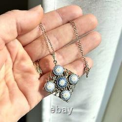 Vintage Wedgwood Jasperware Gilt Silver Daisy Necklace Pendant 18K Plated