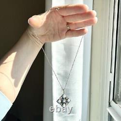 Vintage Wedgwood Jasperware Gilt Silver Daisy Necklace Pendant 18K Plated