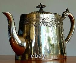 Walker And Hall Sheffield England Silver Plated Teapot Garland Design