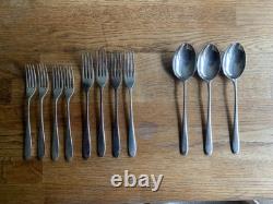 Walker and Hall. Pride pattern. Silver plated Cutlery Service 52 Piece