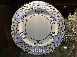 Wedgwood Winter Lily WH3094 Platinum Silver 10 7/8 Dinner Plates (11) c. 1930-31