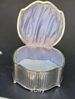 Wilcox USA Antique Art Nouveau Trinket Jewellery Box Silver Plated6003