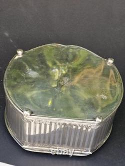 Wilcox USA Antique Art Nouveau Trinket Jewellery Box Silver Plated6003