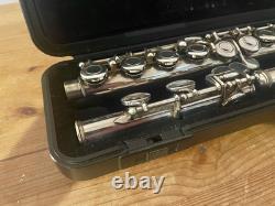 YAMAHA YFL211S Flute with Original Hardcase (Made In Japan)