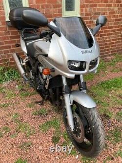 Yamaha Fazer FZS 600 Mk1 51 plate Excellent original condition 1 owner