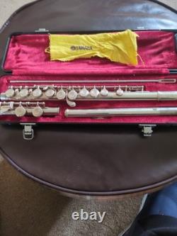 Yamaha YFL-211SII Flute with Original Hard Case Nickel Silver