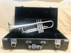 Yamaha YTR-4335G Intermediate Trumpet w\ Original Case and Yamaha 11C4-7C Mpc