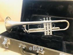 Yamaha YTR-4335G Intermediate Trumpet w\ Original Case and Yamaha 11C4-7C Mpc