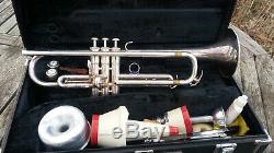Yamaha Ytr-4320st Silver Trumpet With Accessories & Original Case