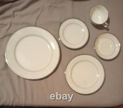 Zylstra Handcrafted Vintage Fine China Silver Ecstasy Lot (40) Pieces